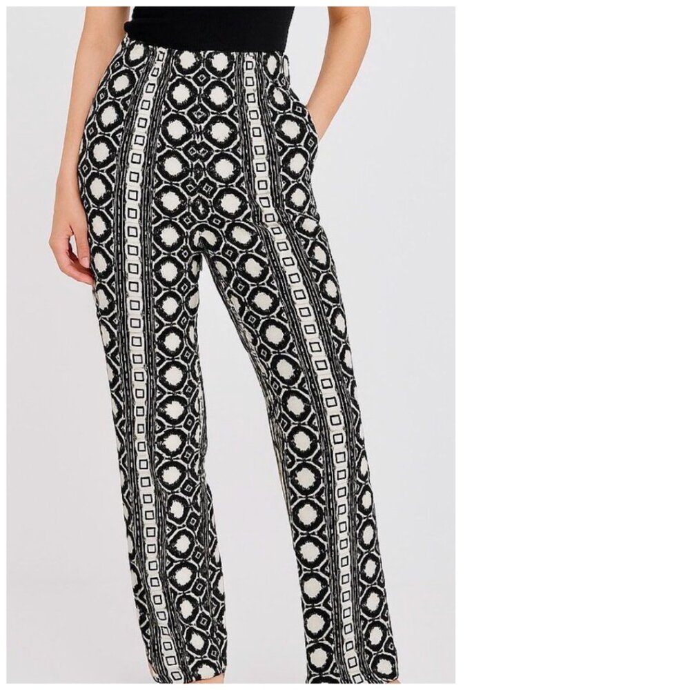 TOPSHOP Pants Womens Size 2 Black White Graphic Tribal Print Skinny Leg Bottoms